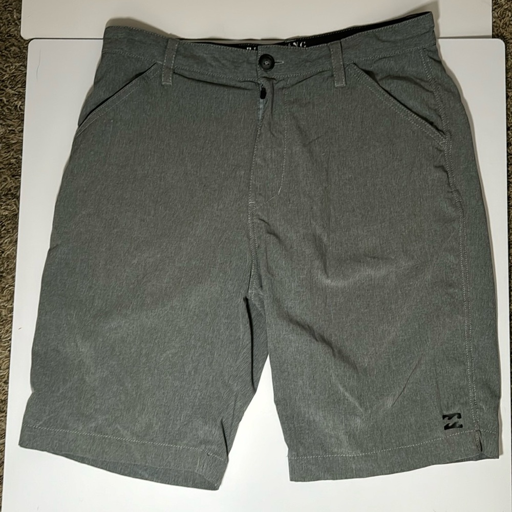 Men’s billabong shorts